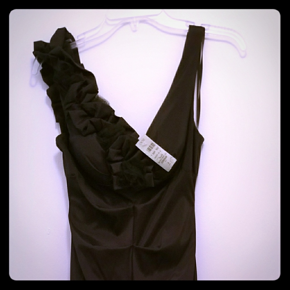 Cache Black Satin Ruched Strap Gown